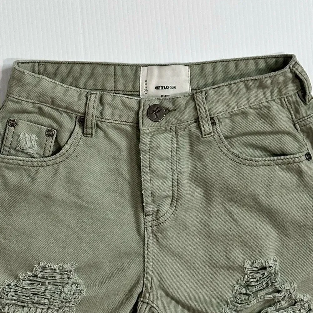 One Teaspoon Stevies Distressed Boyfriend Denim Shorts 25/ XS Boho Festival